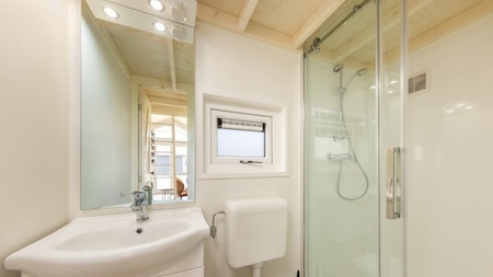 Badezimmer - Roompot Recreatiepark de Tolplas