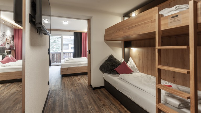 Comfor kamer 2 extra bedden- First Mountain Otztal