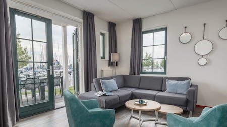 Wohnzimmer - Roompot Marinapark Volendam