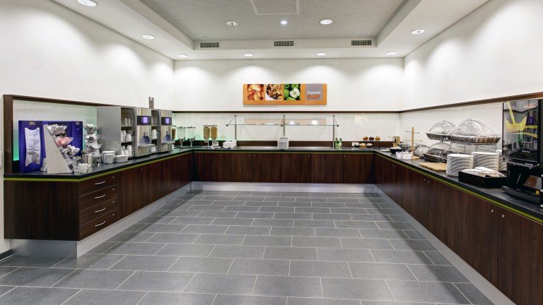 Ontbijt - Holiday Inn Express Augsburg