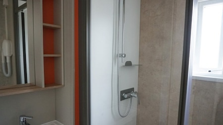 Badkamer - Recreatiepark de Boshoek Badkamer - Recreatiepark de Boshoek