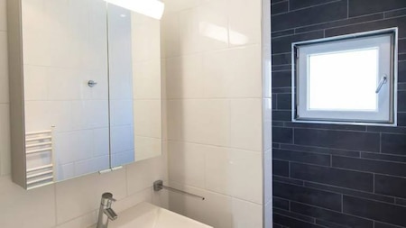 Badezimmer - Roompot Vakantiepark Boomhiemke