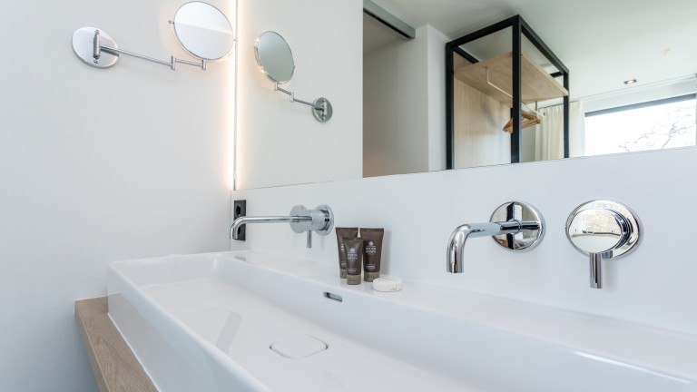 Wellness Suite Deluxe mit Bad – Hotel de Rousch