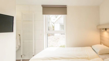Schlafzimmer - Roompot Vakantiepark BoomhiemkeBAußensicht - Roompot Vakantiepark Boomhiemke