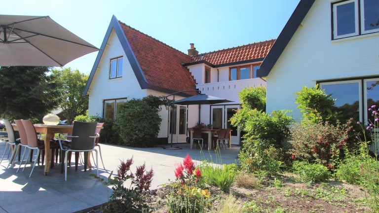 Terras - Villa de Hazelaar