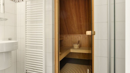 Badkamer met sauna - Landal Coldenhove