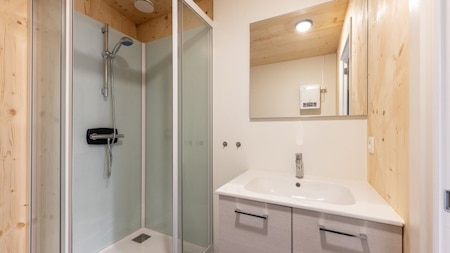 Badezimmer - Roompot Park Ekse