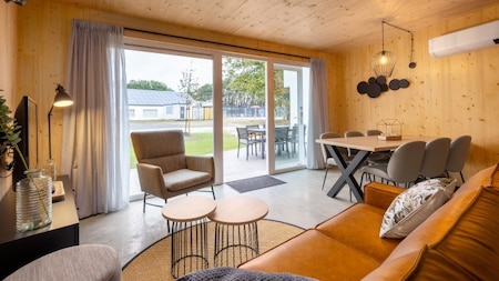 Wohnzimmer - Roompot Park Ekse