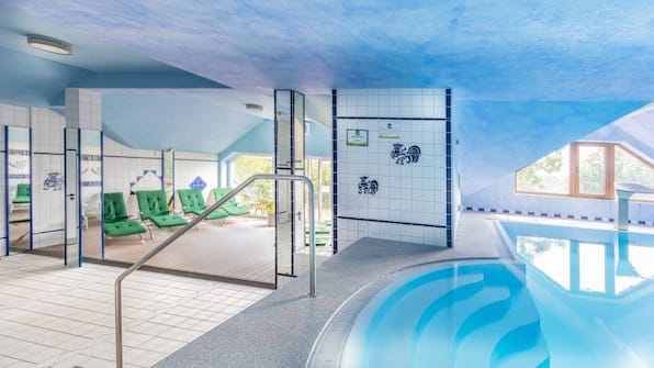 Zwembad - Hotel de Poort Zwembad - Hotel de Poort