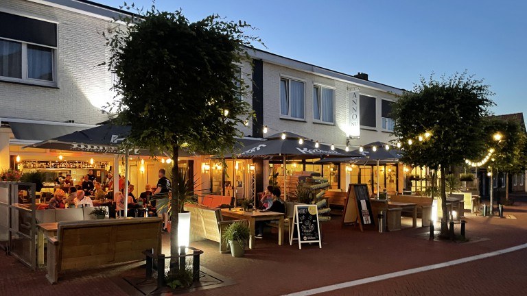 Terras - Hotel Anno Nu