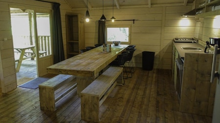 Wohnzimmer - EuroParcs Ruinen