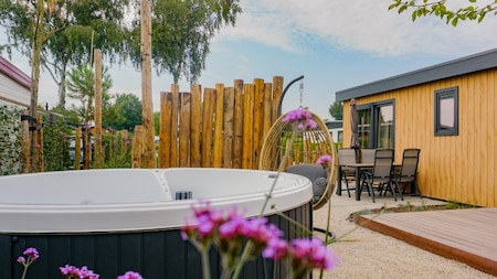 Garten mit Whirlpool - Erholungs park der Boshoek