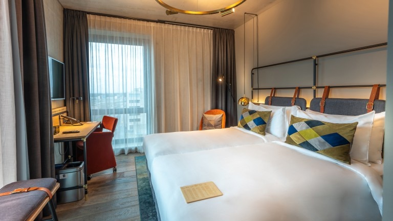 Doppelzimmer mit Aussicht (zwei Einzelbetten) – Four Elements Hotel Amsterdam