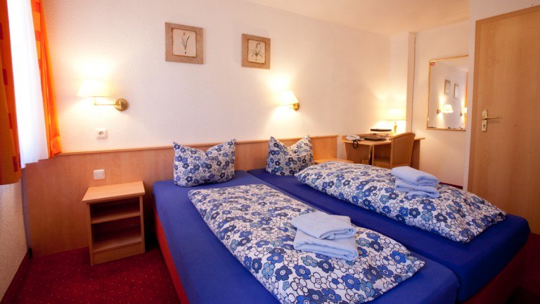 Standardzimmer – Hotel Zum Grünen Kranz