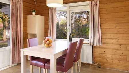 Woonkamer - Landal het land van Bartje Woonkamer - Landal het land van Bartje