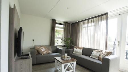 Wohnzimmer - EuroParcs Ijsselmeer