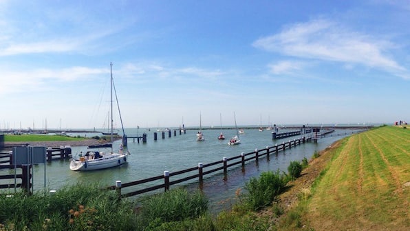 Stavoren - 8 dagen Fiets en boottour Noord-Holland en Friesland