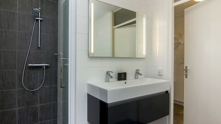 Badkamer - Landal Beach Resort Ooghduyne Badkamer - Landal Beach Resort Ooghduyne