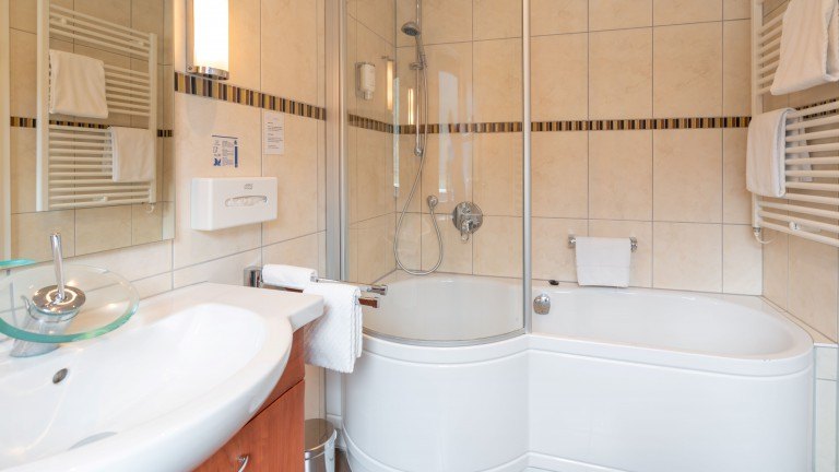 Superior-Zimmer – Weinhotel Landsknecht