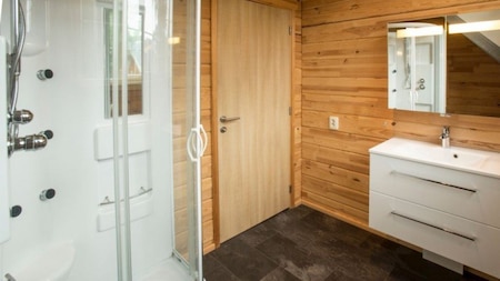 Badkamer - Landal Mooi Zutendaal Badkamer - Landal Mooi Zutendaal