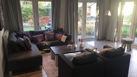 Wohnzimmer - EuroParcs Zilverstrand