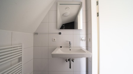 Badkamer - EuroParcs de Kraaijenbergse Plassen