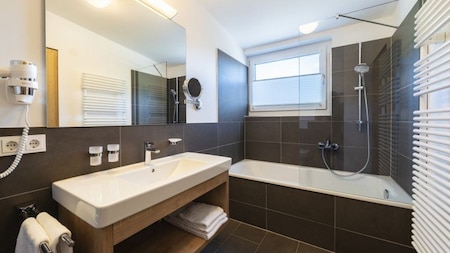 Badkamer - Landal Resort Maria Alm