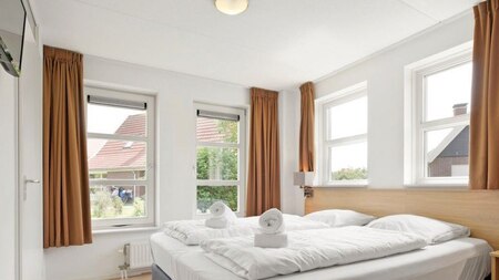 Slaapkamer - Landal Waterparc Veluwemeer Slaapkamer - Landal Waterparc Veluwemeer