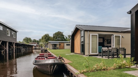 Außenansicht - Roompot Vakantiepark Giethoorn