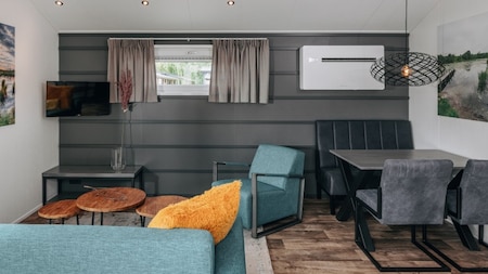 Wohnzimmer - Roompot Vakantiepark Giethoorn