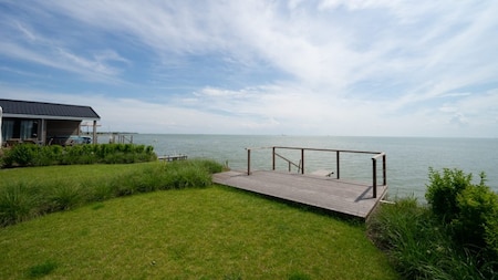 Terrasse - EuroParcs Markermeer