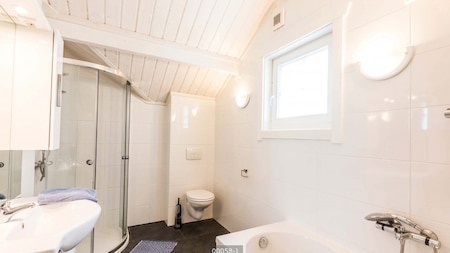 Badkamer - TopParken Bospark Ede Badkamer - TopParken Bospark Ede