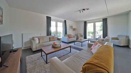 Woonkamer - EuroParcs Limburg