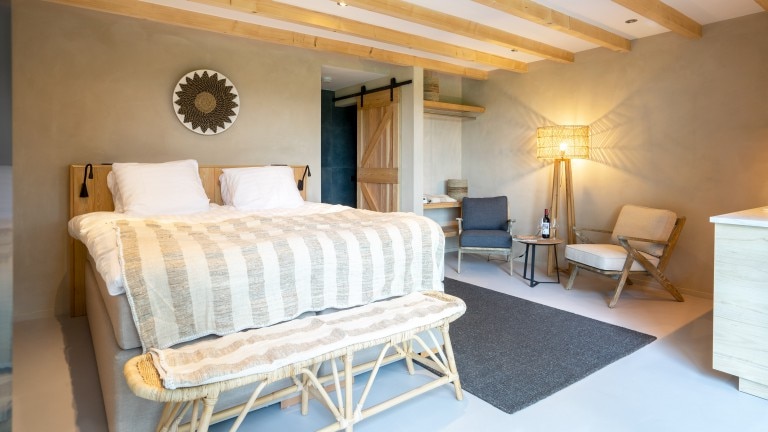 Suite 2 Bett und Wein der Schlossfarm