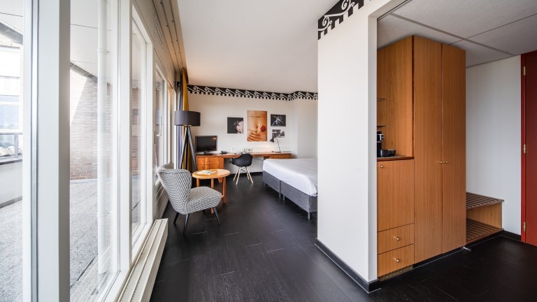 Penthouse kamer met balkon - FIGI