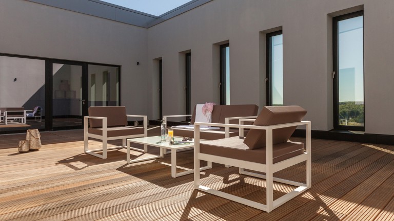 Terras - Ernst Leitz Hotel