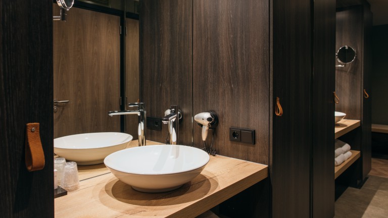 Komfortzimmer Dusche Terrasse (Wellnessgarten) – Van der Valk Hotel Apeldoorn – De Cantharel