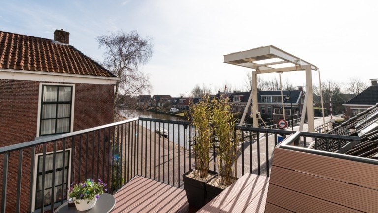 Luxus Zimmer mit Balkon – It Posthûs