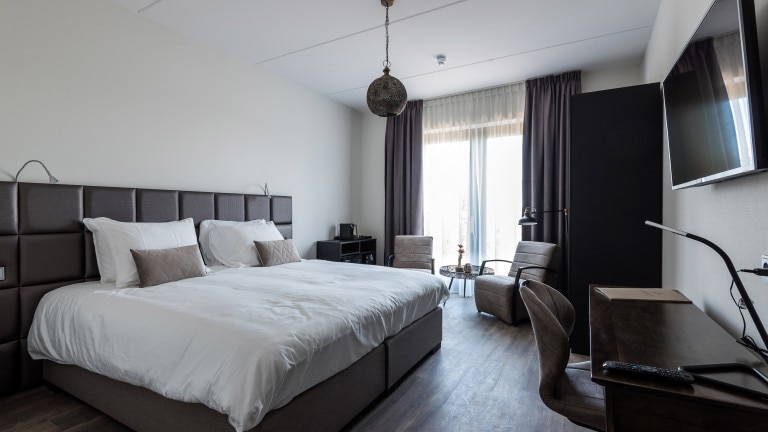 Deluxe-Zimmer mit Dachterrasse – Fruitpark Hotel und Spa