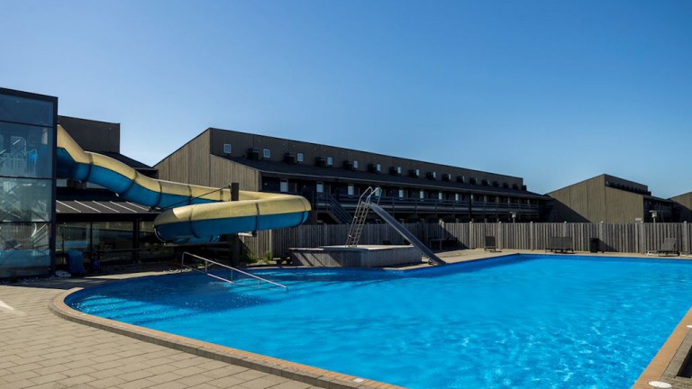 Zwembad - Landal Strandappartementen Fyrklit