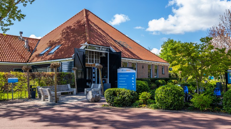 Eingang - EuroParcs Buitenhuizen