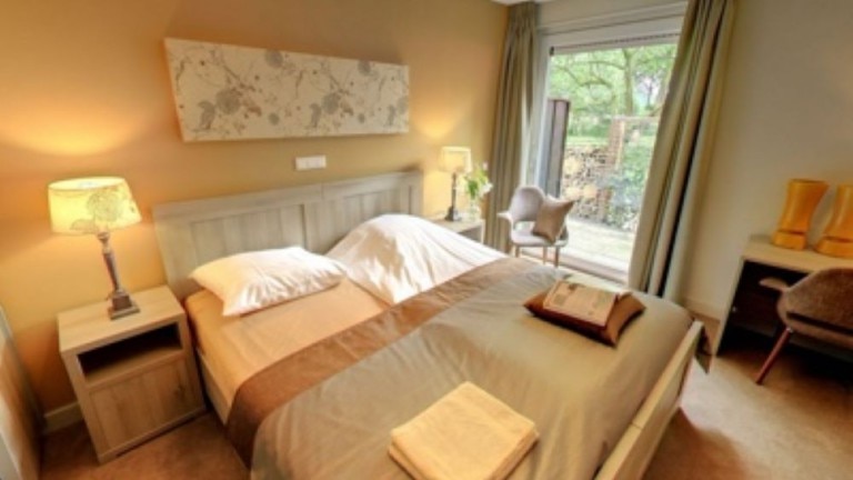 Kamer met terras - Hotel en Boerderij restaurant De Gloepe