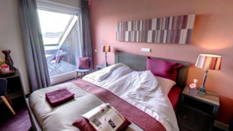 Royale kamer met dakterras - Hotel en Boerderij restaurant De Gloepe