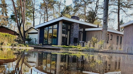 Außenansicht - Vakantiepark De Rimboe en De Woeste Hoogte