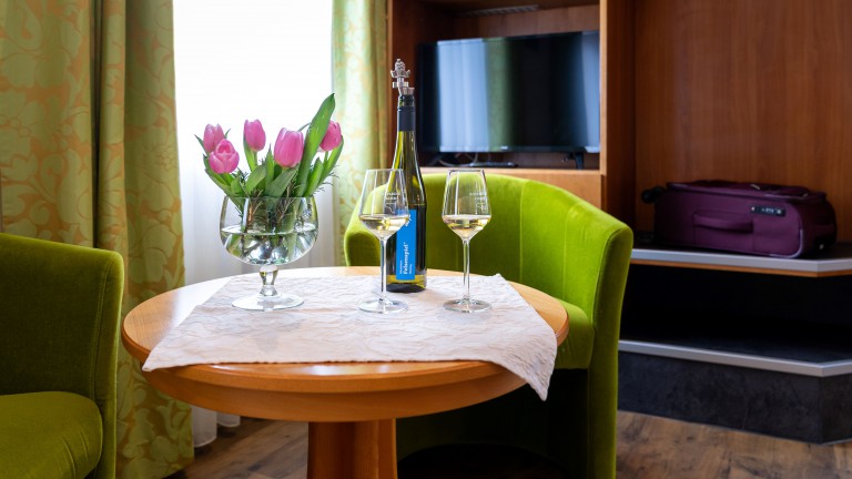 Standardzimmer – Weinhotel Landsknecht