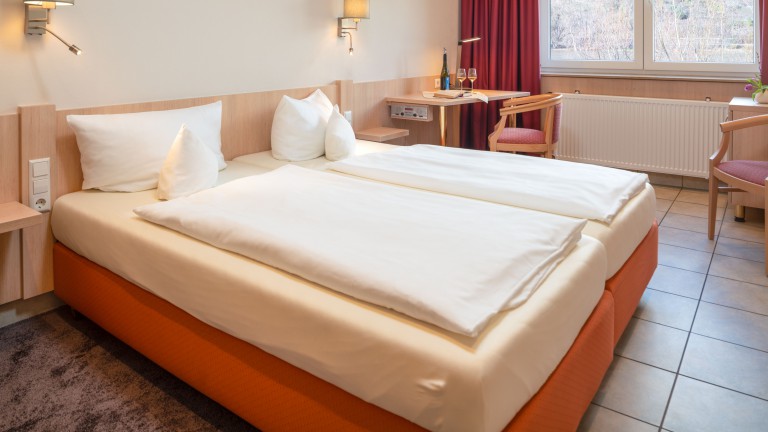 Komfortzimmer – Weinhotel Landsknecht