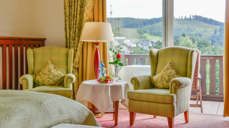 Landhaus zimmer- Romantik Landhotel Doerr
