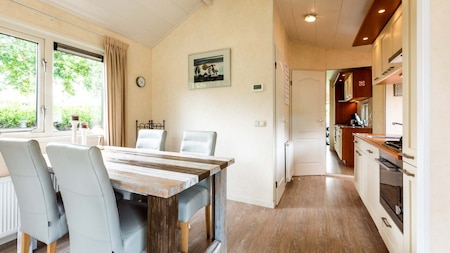 Wohnzimmer - EuroParcs Noordwijkse Duinen