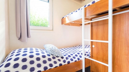 Schlafzimmer - EuroParcs Parc du Soleil Schlafzimmer - EuroParcs Parc du Soleil