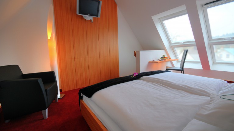 Designzimmer mit Whirlpool – Hotel Antoniushütte